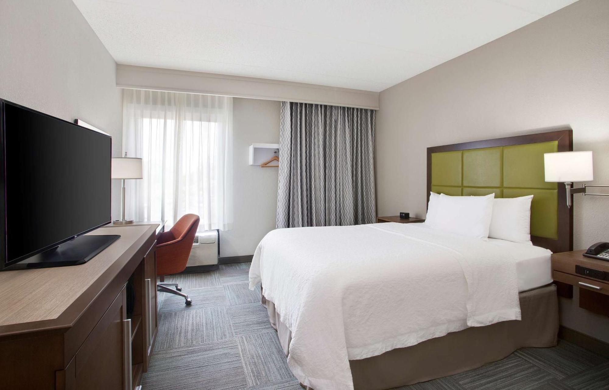 Hampton Inn Middletown Zewnętrze zdjęcie