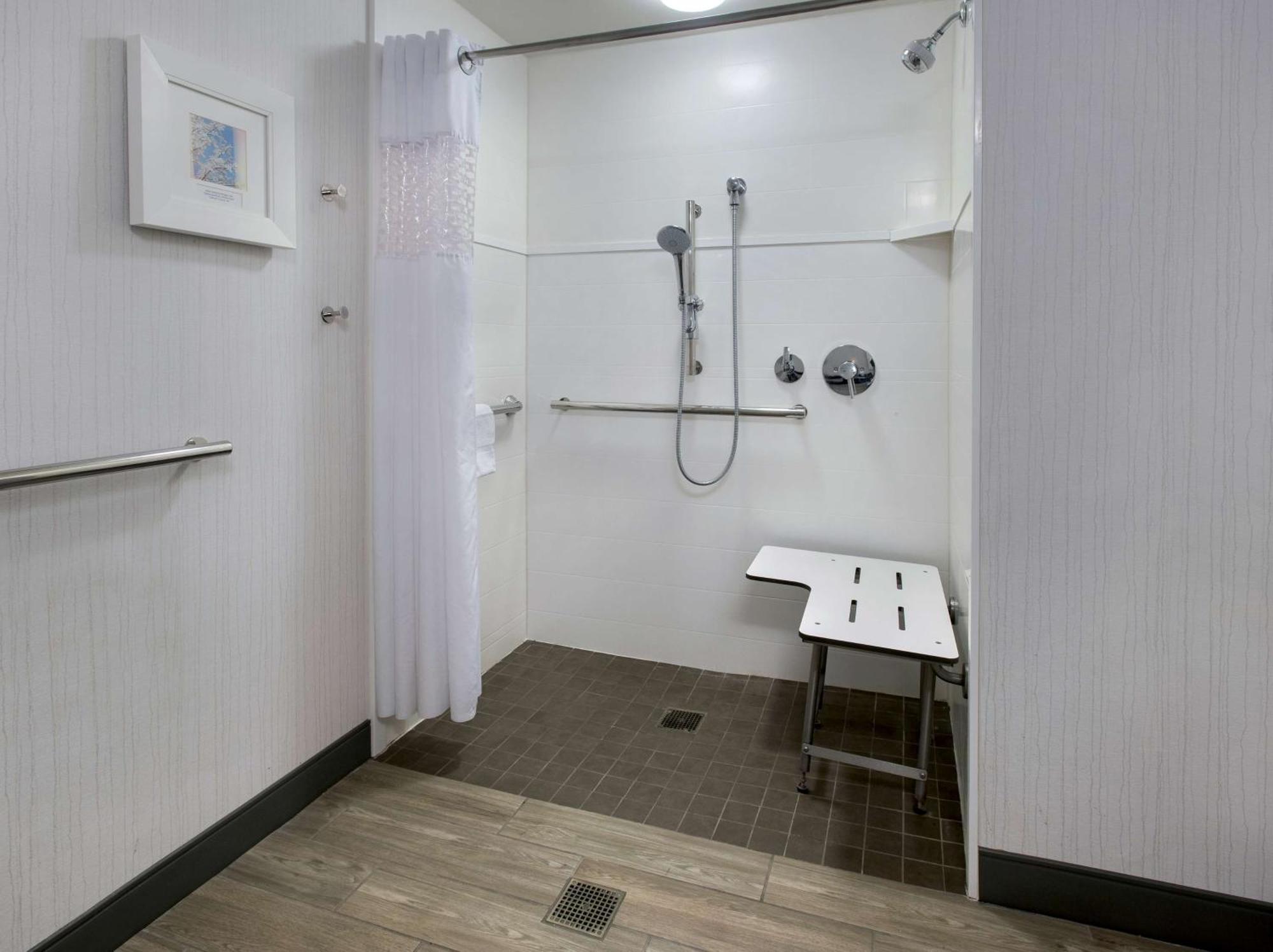 Hampton Inn Middletown Zewnętrze zdjęcie