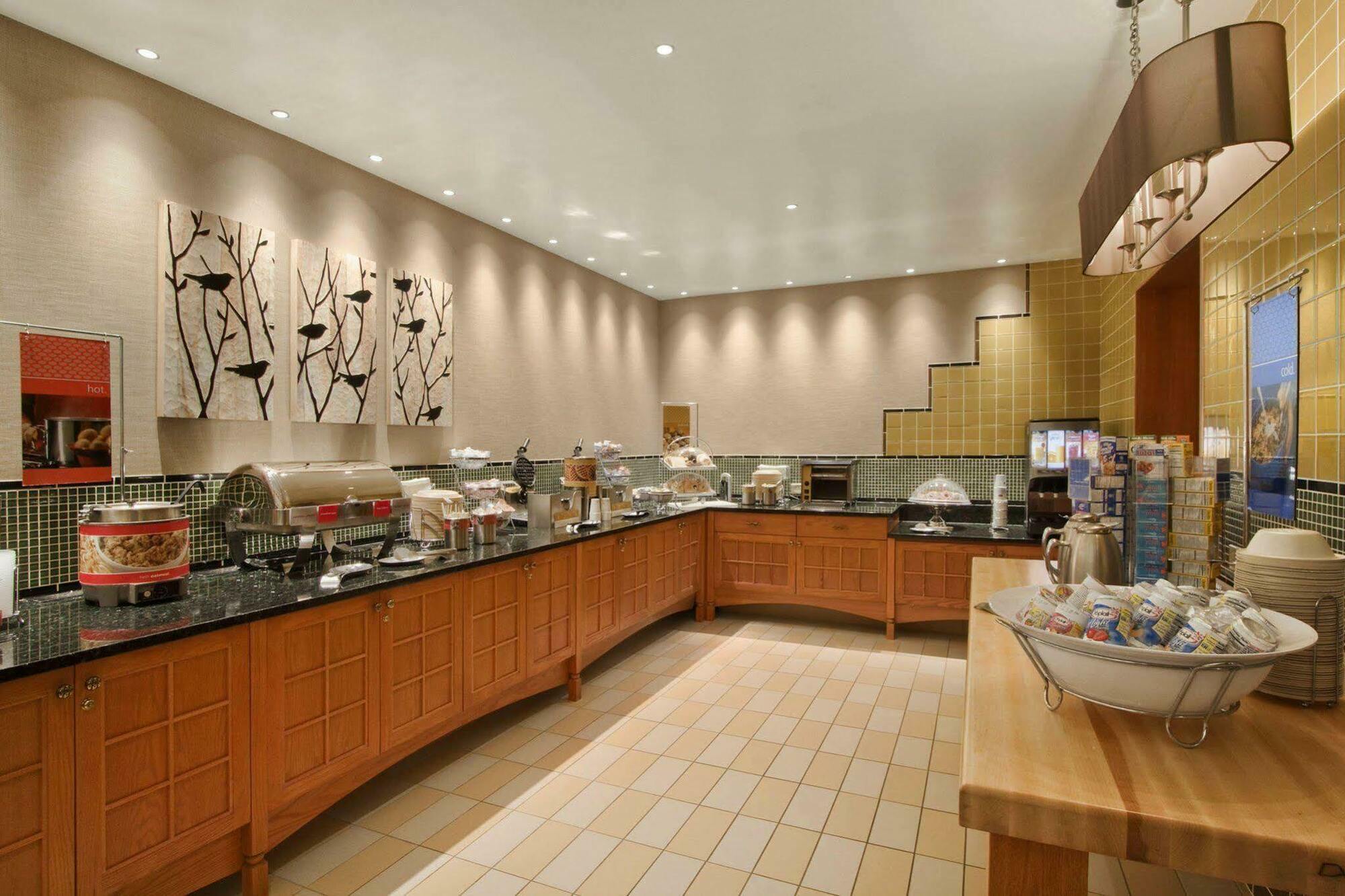 Hampton Inn Middletown Zewnętrze zdjęcie
