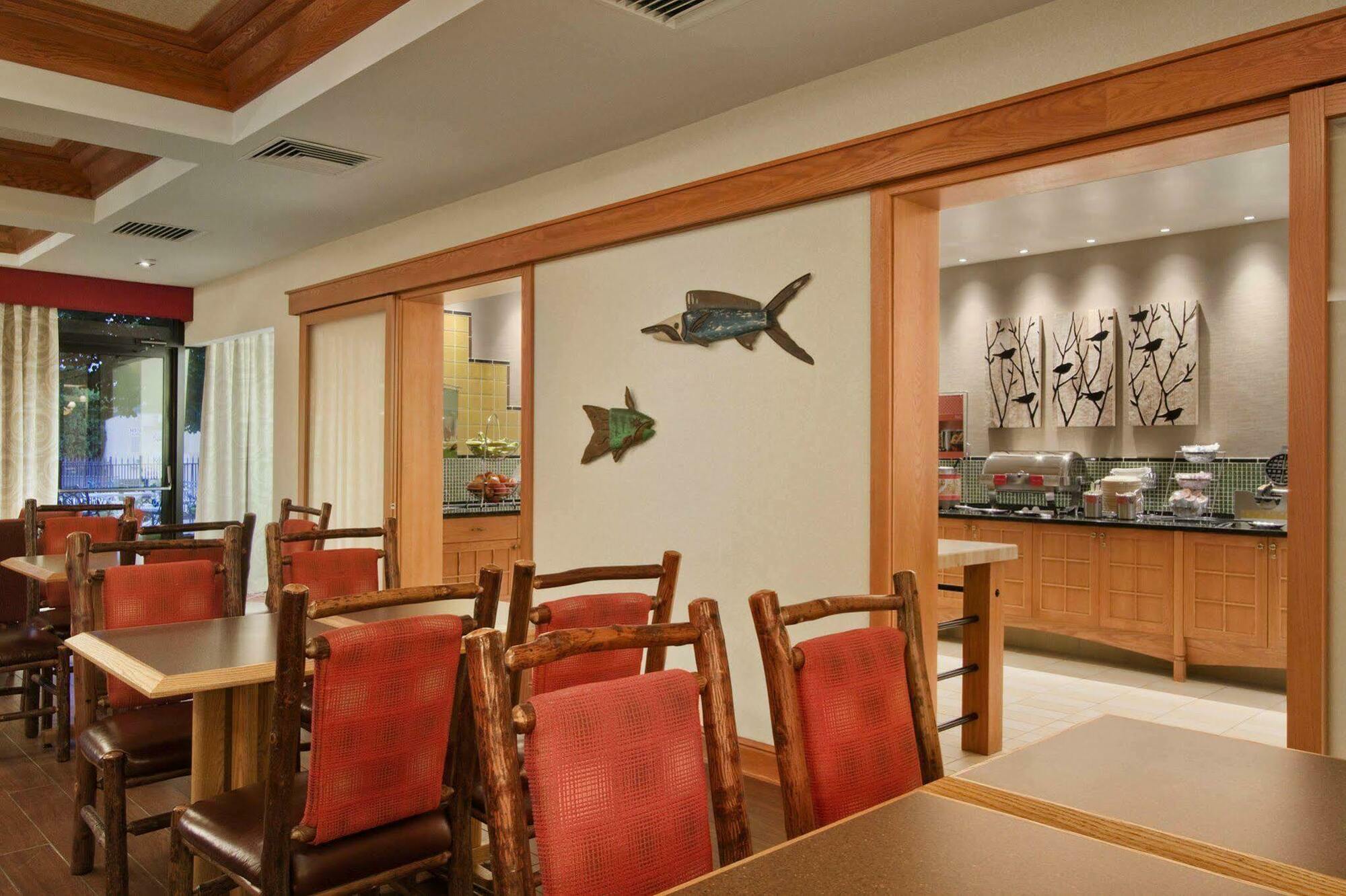 Hampton Inn Middletown Zewnętrze zdjęcie